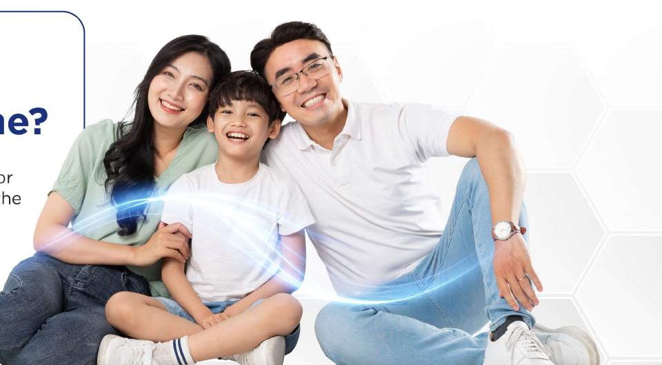 Happy family choosing Dunlopillo mattress
